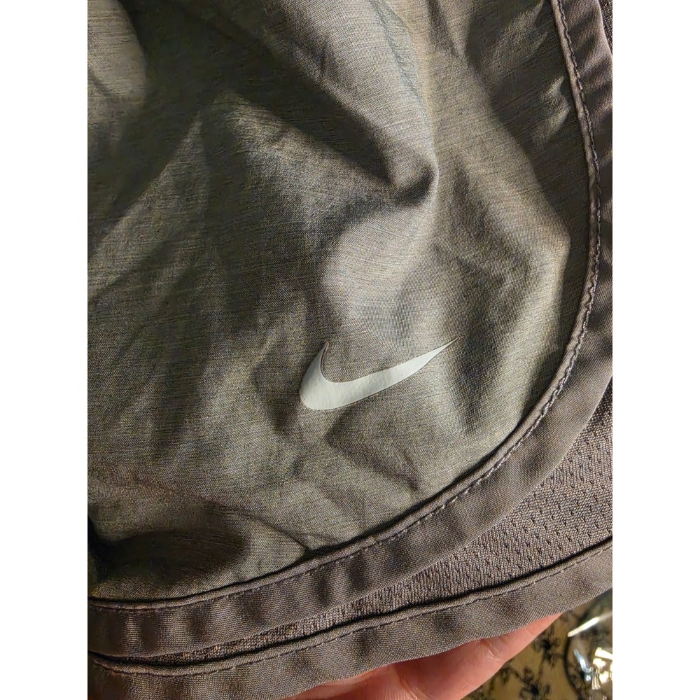 Nike Dri-FIT Tempo Running Shorts Womens Medium Gray Athletic Mesh Activewear - Picture 2 of 6
